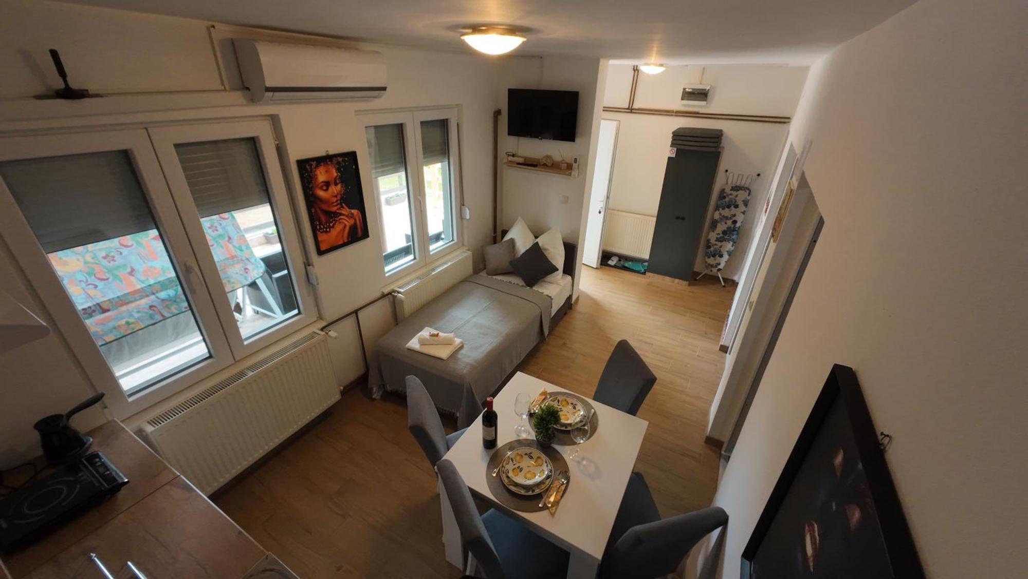 Mulen Ruz Simic Apartment
