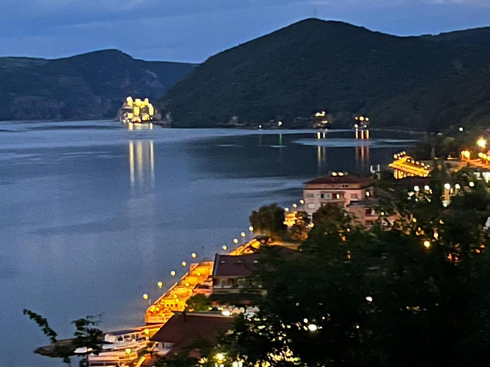 Apartman Mulen Ruz Simic